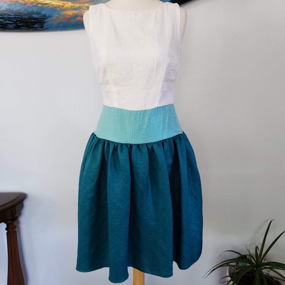 Alexia Admor dress - Picture 2 of 16